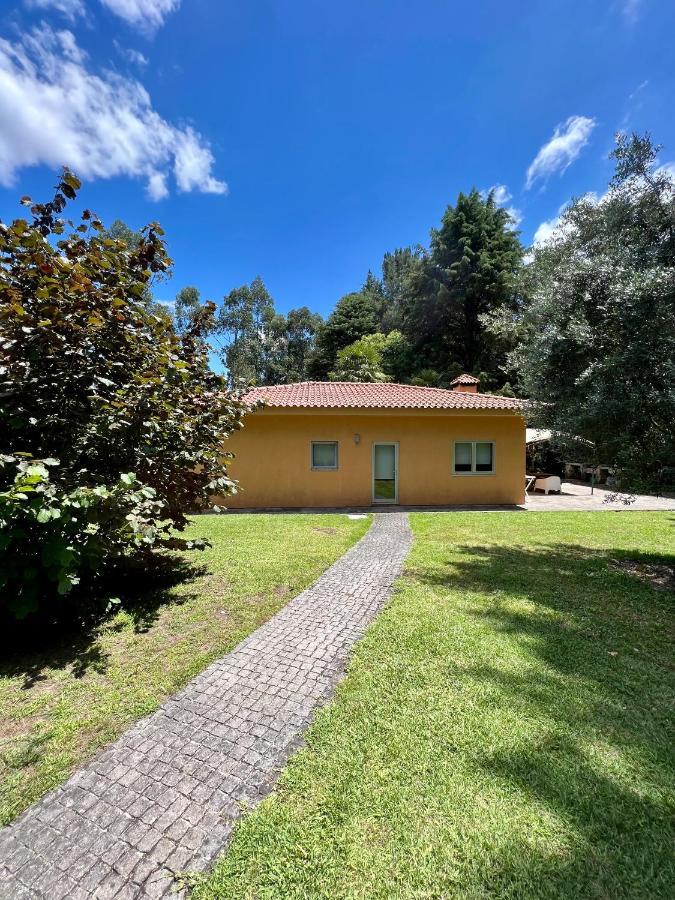 Villas Do Monte Guimarães Extérieur photo